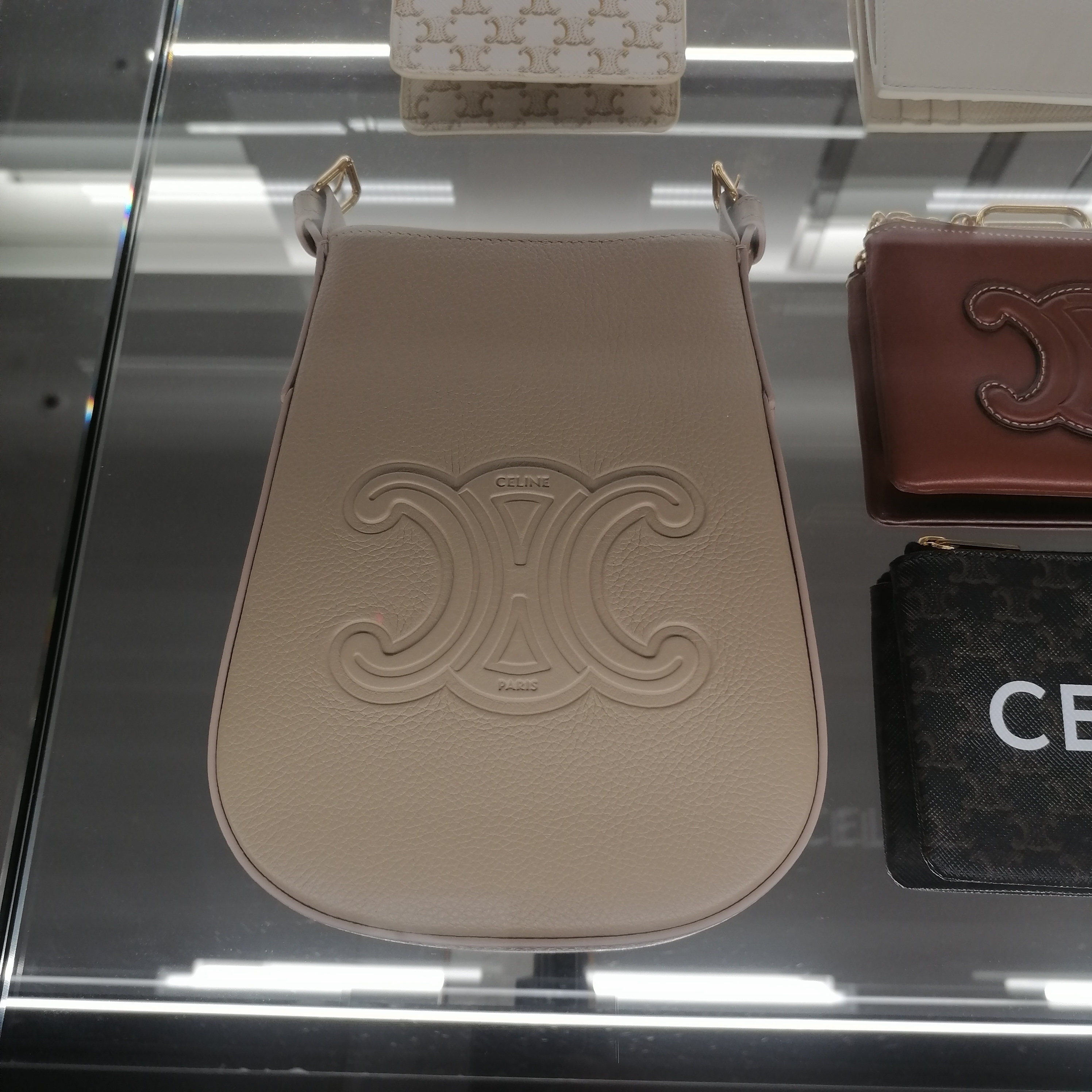 CELINE セリーヌ モバイルポーチ カプチーノ