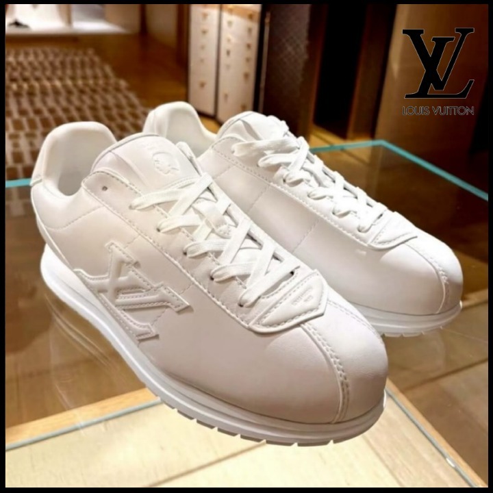 【人気のホワイト☆】 Louis Vuitton LV バターソフトスニーカー
