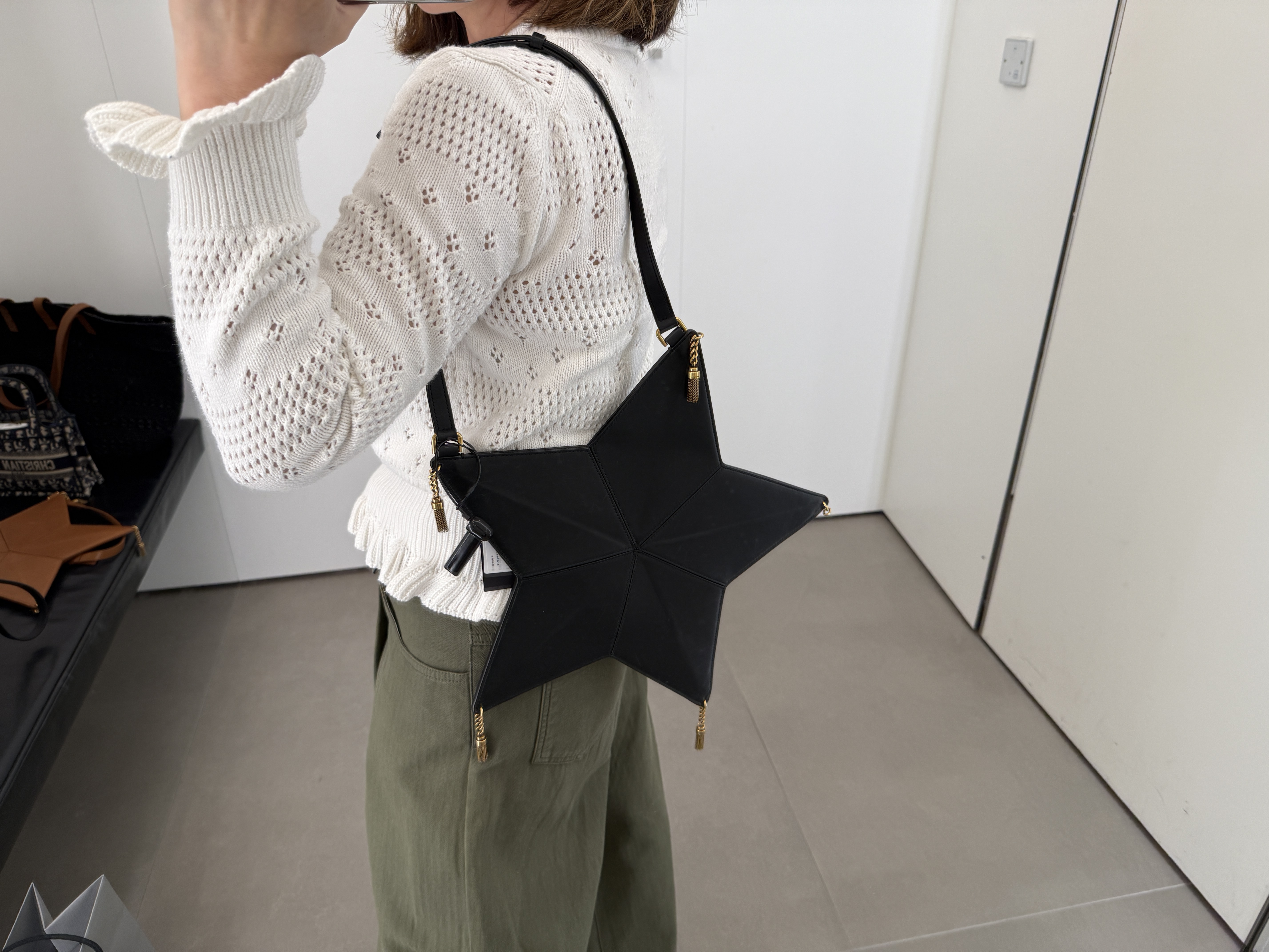 【直営セール 人気】 Saint Laurent 星が可愛いショルダーバッグ