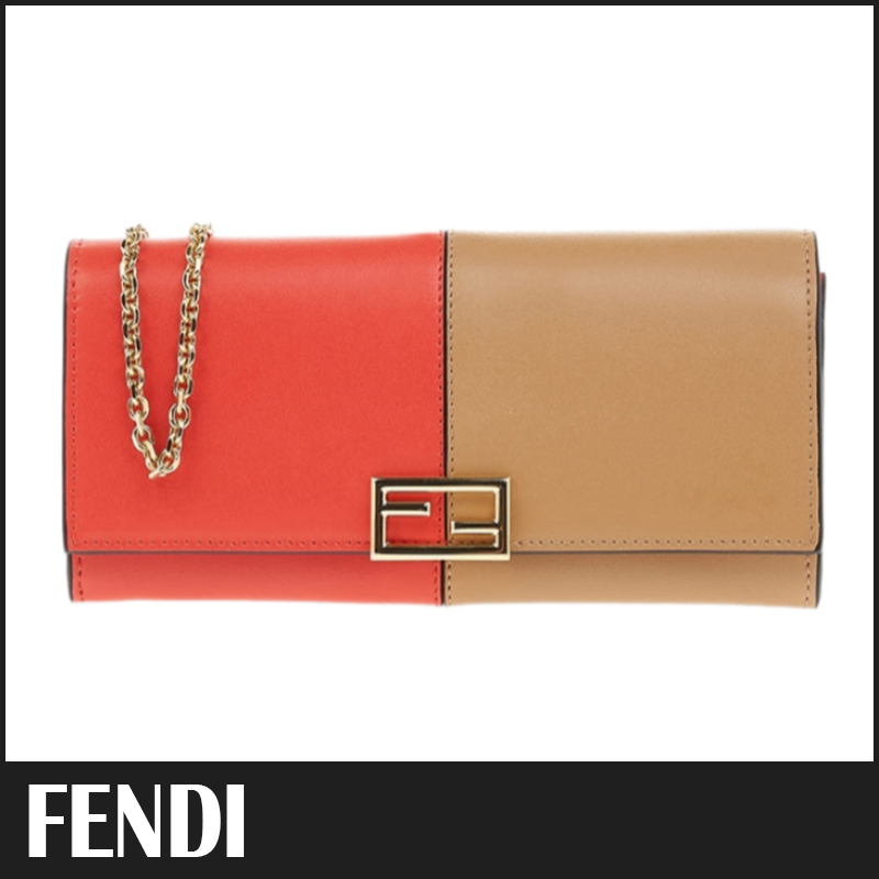 ☆送料関税込☆FENDI コンテナンタル チェーン付き 長財布☆
