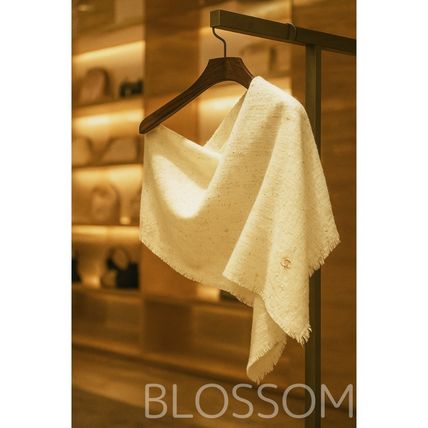 《CHANEL》24/25新作！秋冬に◎シンプル上品ストール