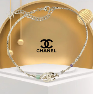 デコルテを美しく見せる♡【CHANEL】チョーカー