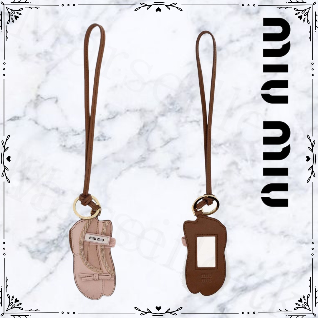 【MIU MIU】ミュウミュウ チャーム アドベンチャー 5TL5332CUM
