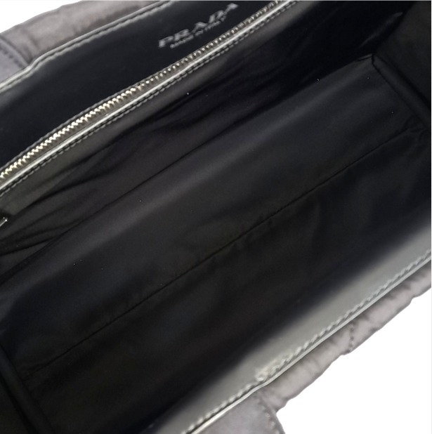 《PRADA》 リナイロン トートバッグ 中古 美品
