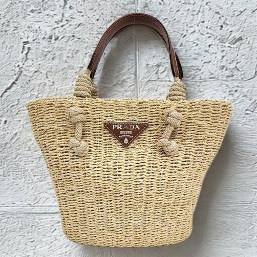 美品【プラダ】三角ロゴ かごバッグ 可愛いバッグ