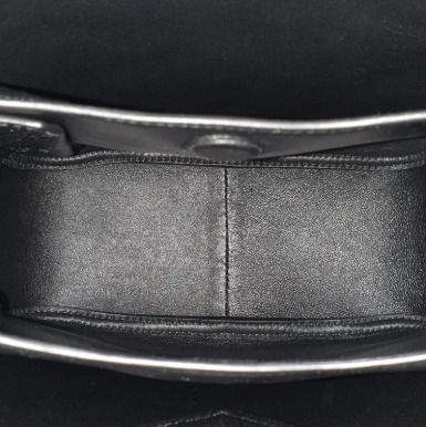 《PRADA》ヴィッテロダイノ 三角ロゴ トートバッグ 中古