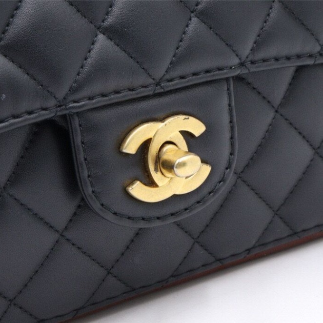 《CHANEL》フラップ ゴールドチェーン ショルダー 中古