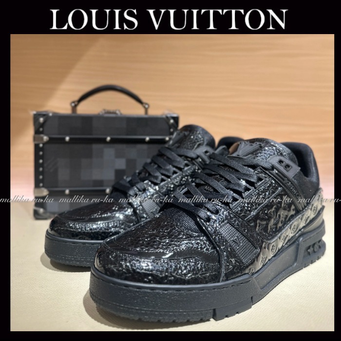 お洒落☆【LOUIS VUITTON】スニーカーLVトレーナー