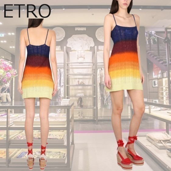 【ETRO】シェードウールのペガサス刺繍ドレス