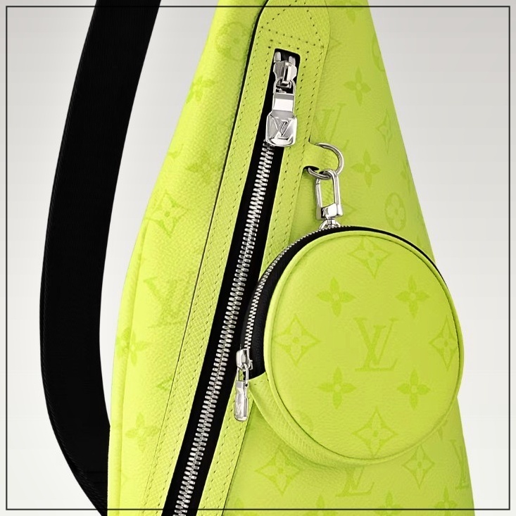 《レモンイエローで颯爽と》LV デュオ・スリングバッグ