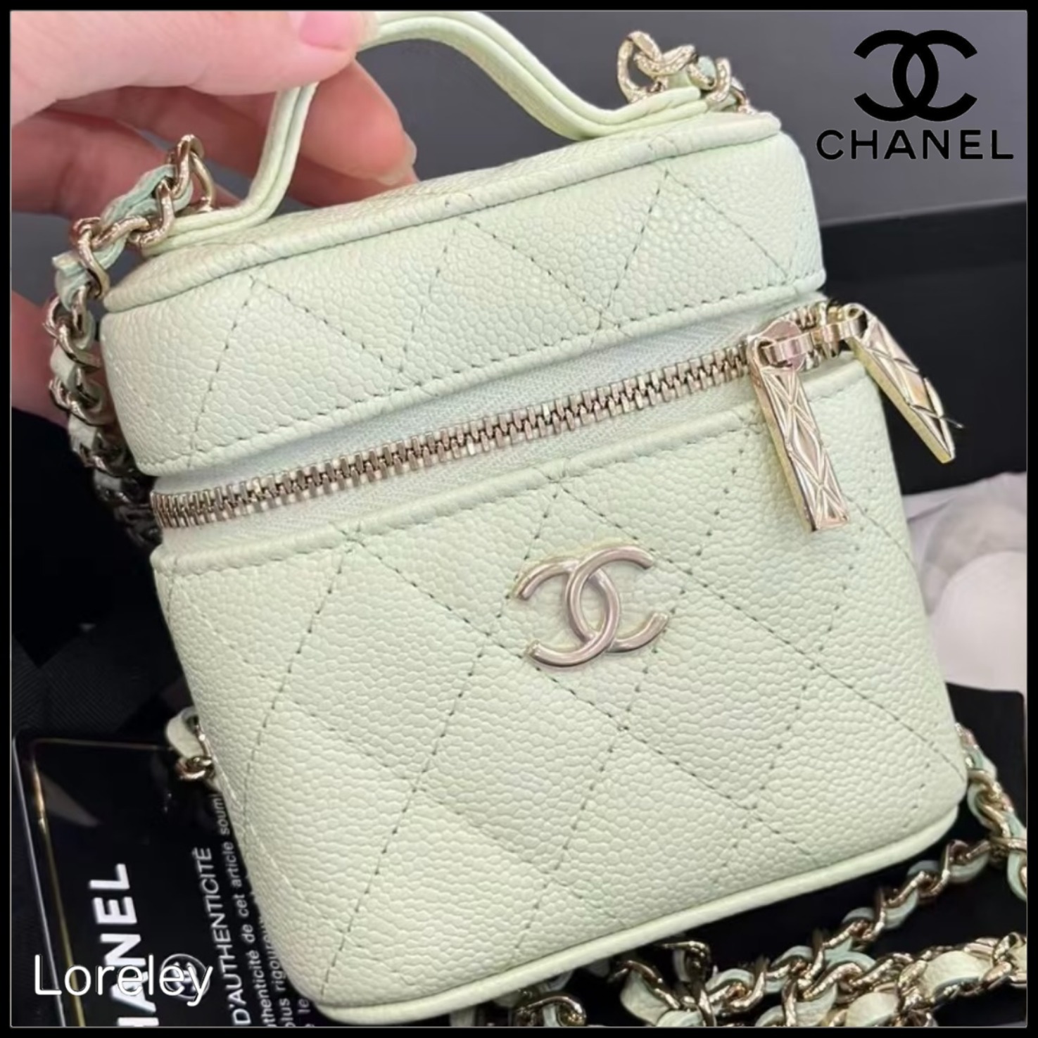 【可愛いフォルム】CHANEL ヴァニティーケース