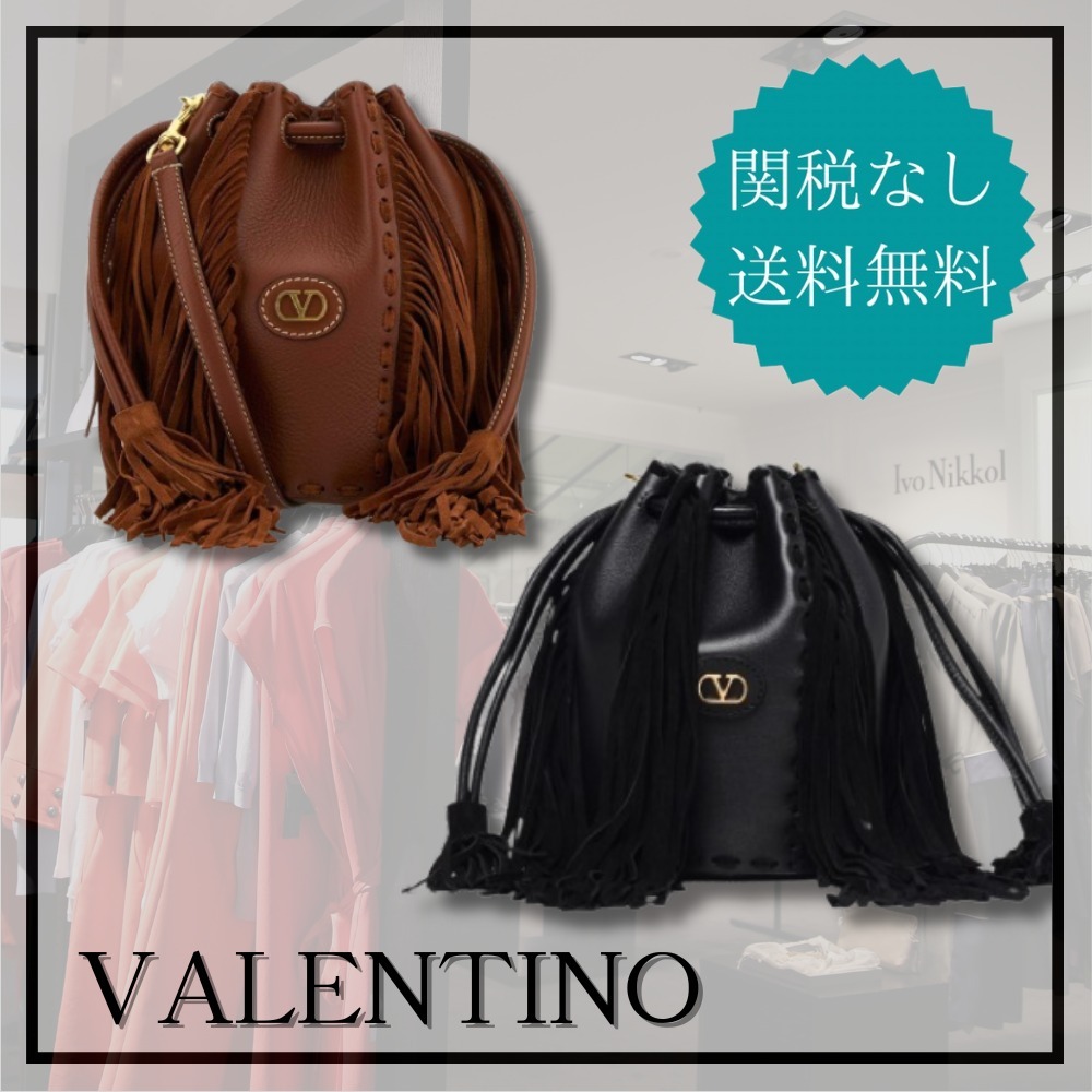 【VALENTINO】Leather Bucket Bag