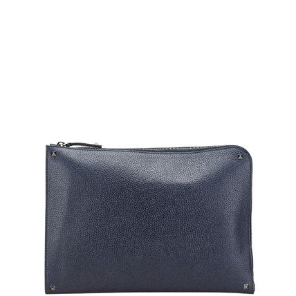 S*u様 VALENTINO ブラック クラッチバッグ セール 80%OFF】VALENTINO クラッチバッグ Rockstud B0147BOL