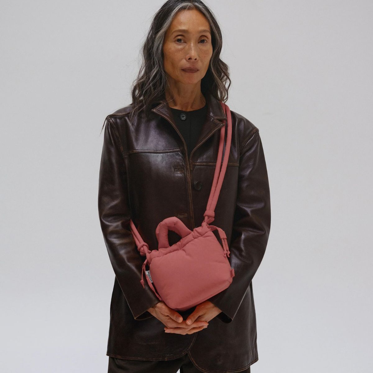 オレンド ショルダーバッグ ピンク MICRO ONA SOFT BAG【RSL】