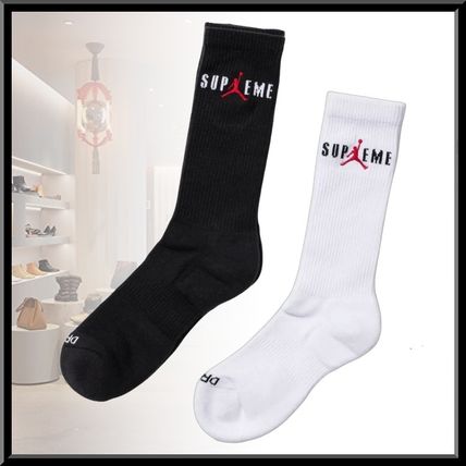上品なスタイル Supreme(シュプリーム) 海外通販のBUYMA - 靴下・ソックス(メンズ) レッグウェア