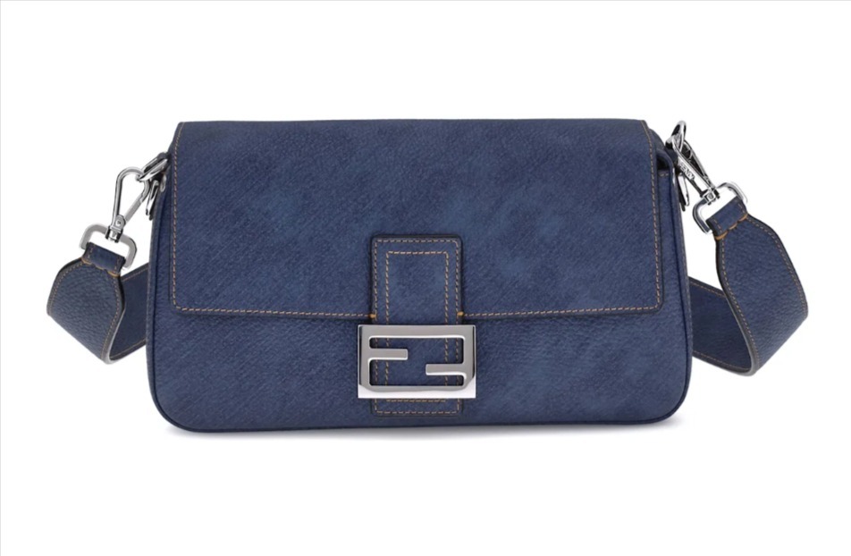 【関税・送料無料】FENDI ショルダーバッグ