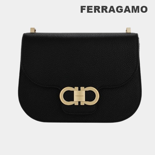 ☆Ferragamo☆ガンチーニ ショルダーバッグ 正規品