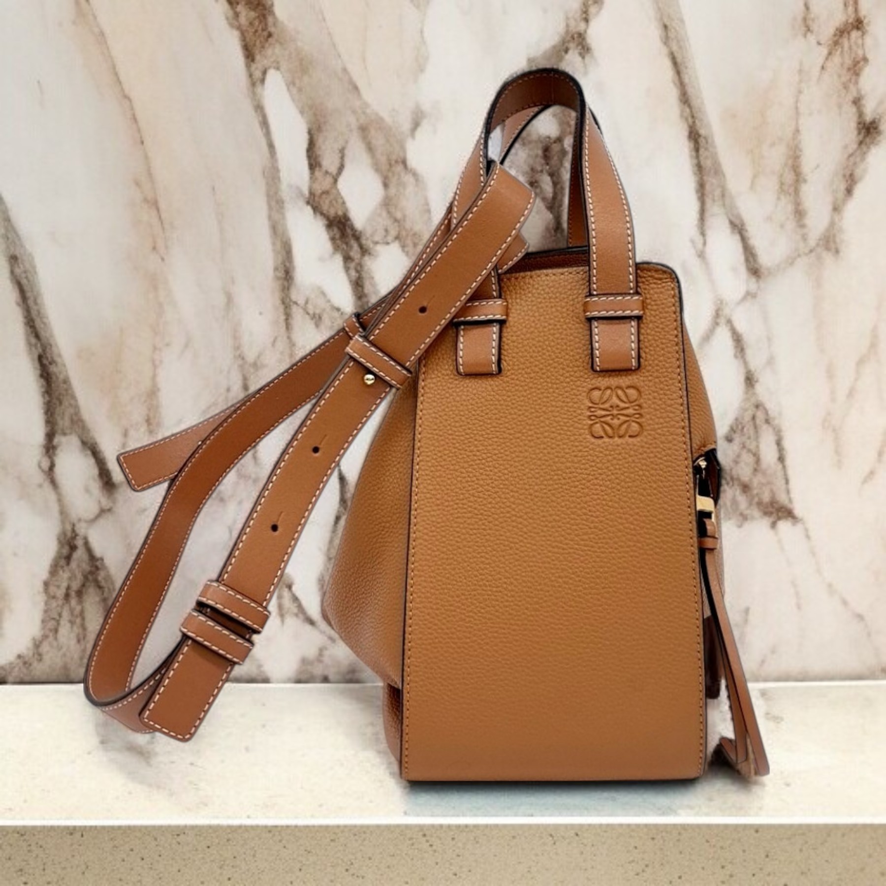 《LOEWE》ハンモックバッグ 中古