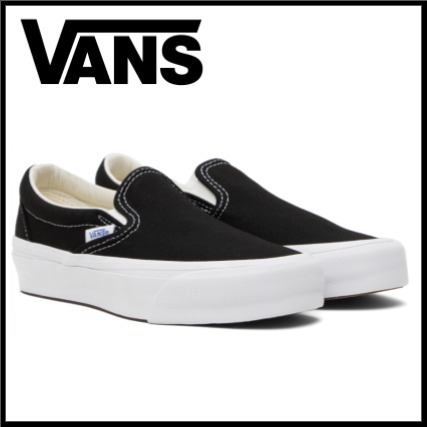 《VANS》LX Slip-On Reissue 98 スリッポンスニーカー 黒