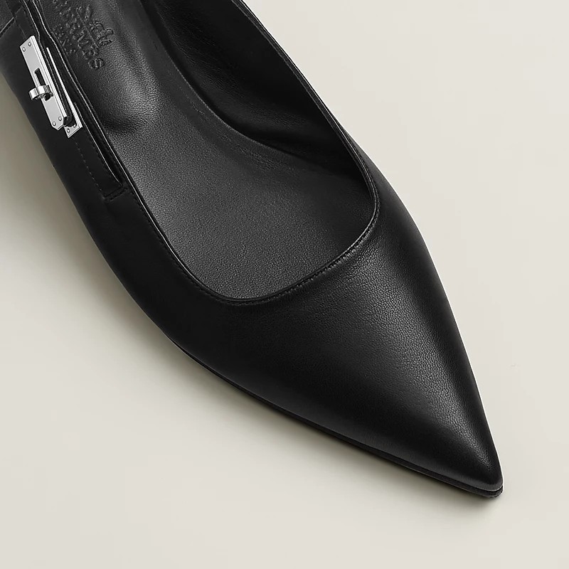 《日常に寄り添う一足》HERMES Slingback Lovely パンプス