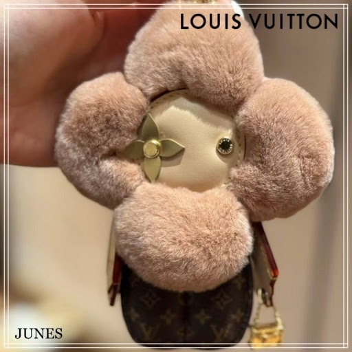 可愛さ溢れる♪【LOUIS VUITTON】ヴィヴィエンヌ バッグチャーム