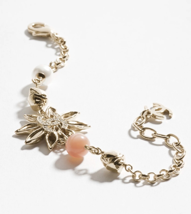 《輝くお花がかわいい》CHANEL ブレスレット フラワー CCロゴ