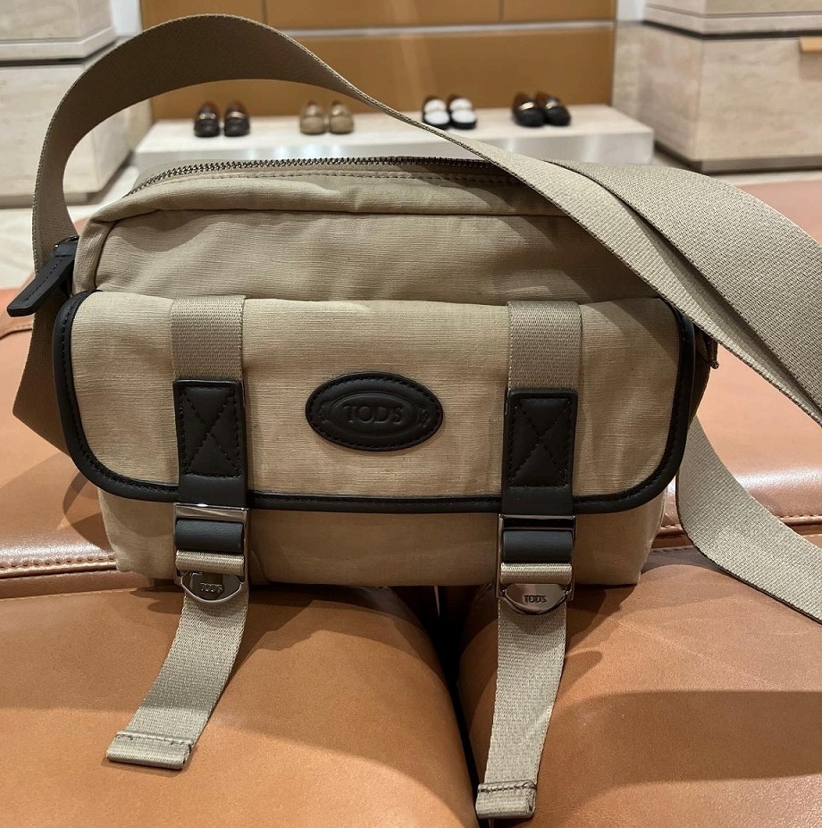 セール TOD'S XBMTRKY9100U8NPZ2L97 MESEMGER BAG