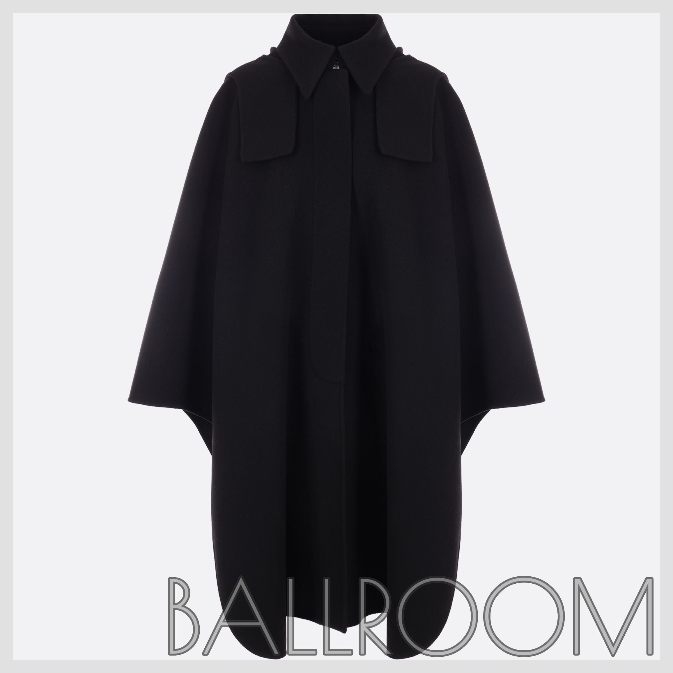 ポンチョ・ケープ CHLOE WOOL AND CASHMERE OVERSIZED CAPE