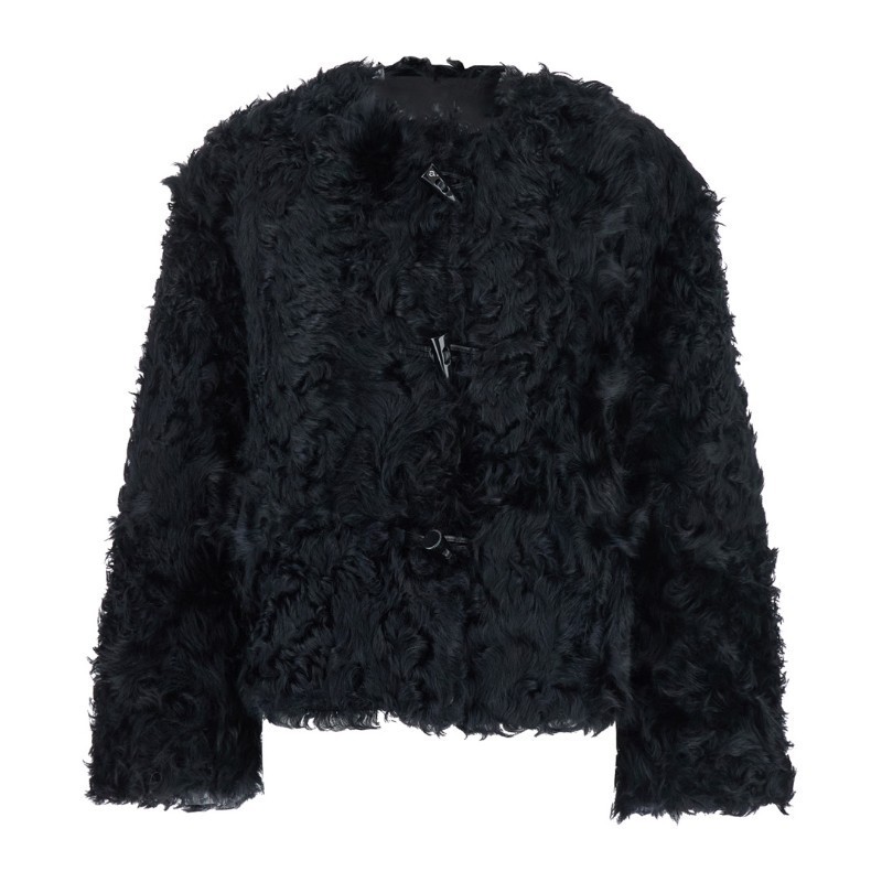 コート PLAIN FW25 COLLARLESS LAMB FUR JACKET (JJ25072 BLACK)