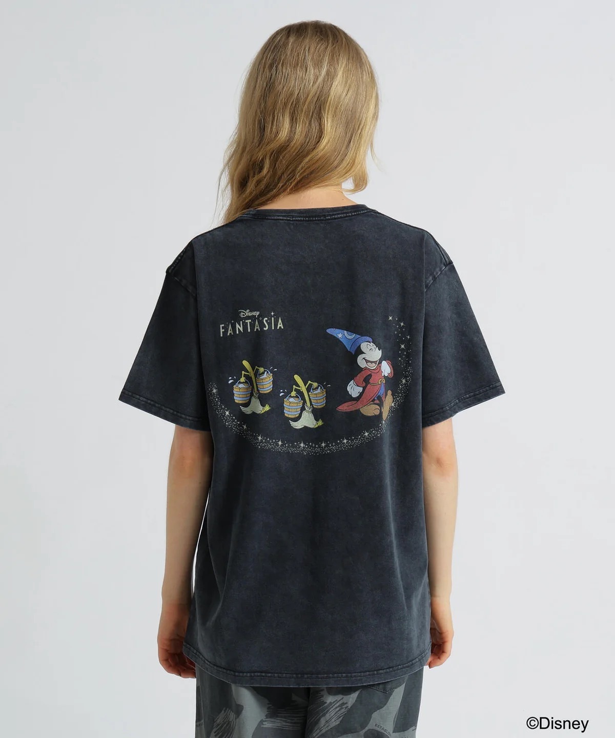 国内発送【AVIREX】《Disney Collection》L-BROOM T-SHIRT