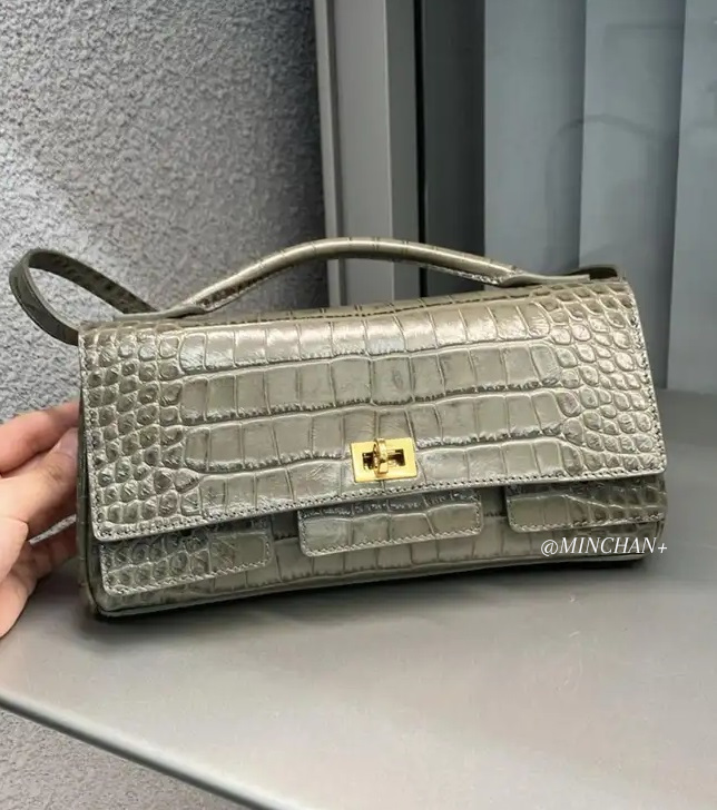 [BALENCIAGA]Bel Air Clutch On Strap Small クラッチ スモール