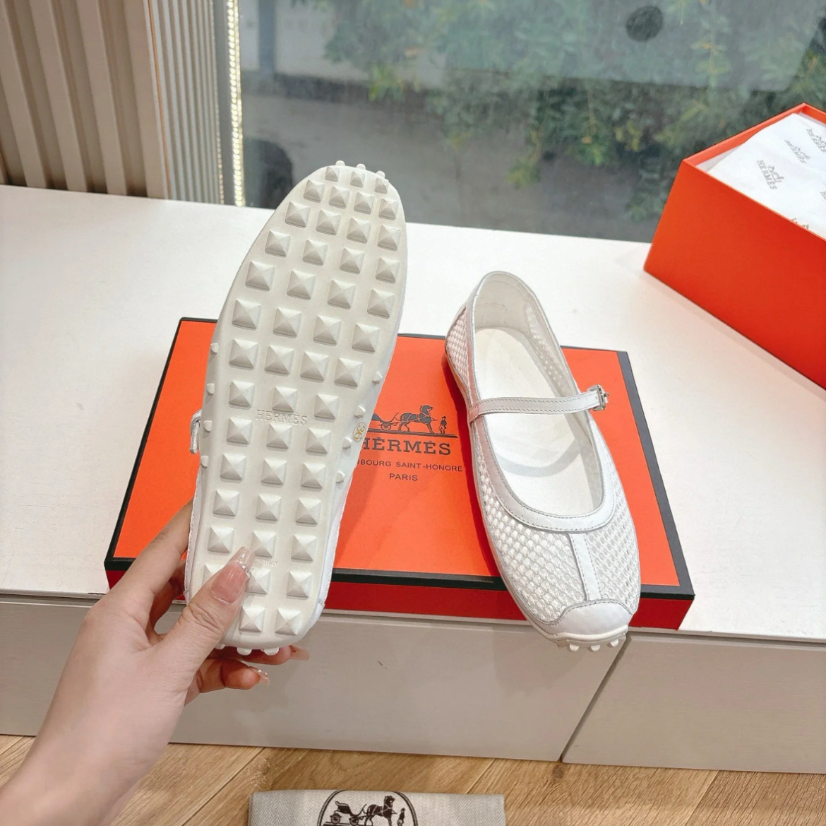 【大人上品♪】HERMES バレエシューズ 《キチュ》 ナッパ