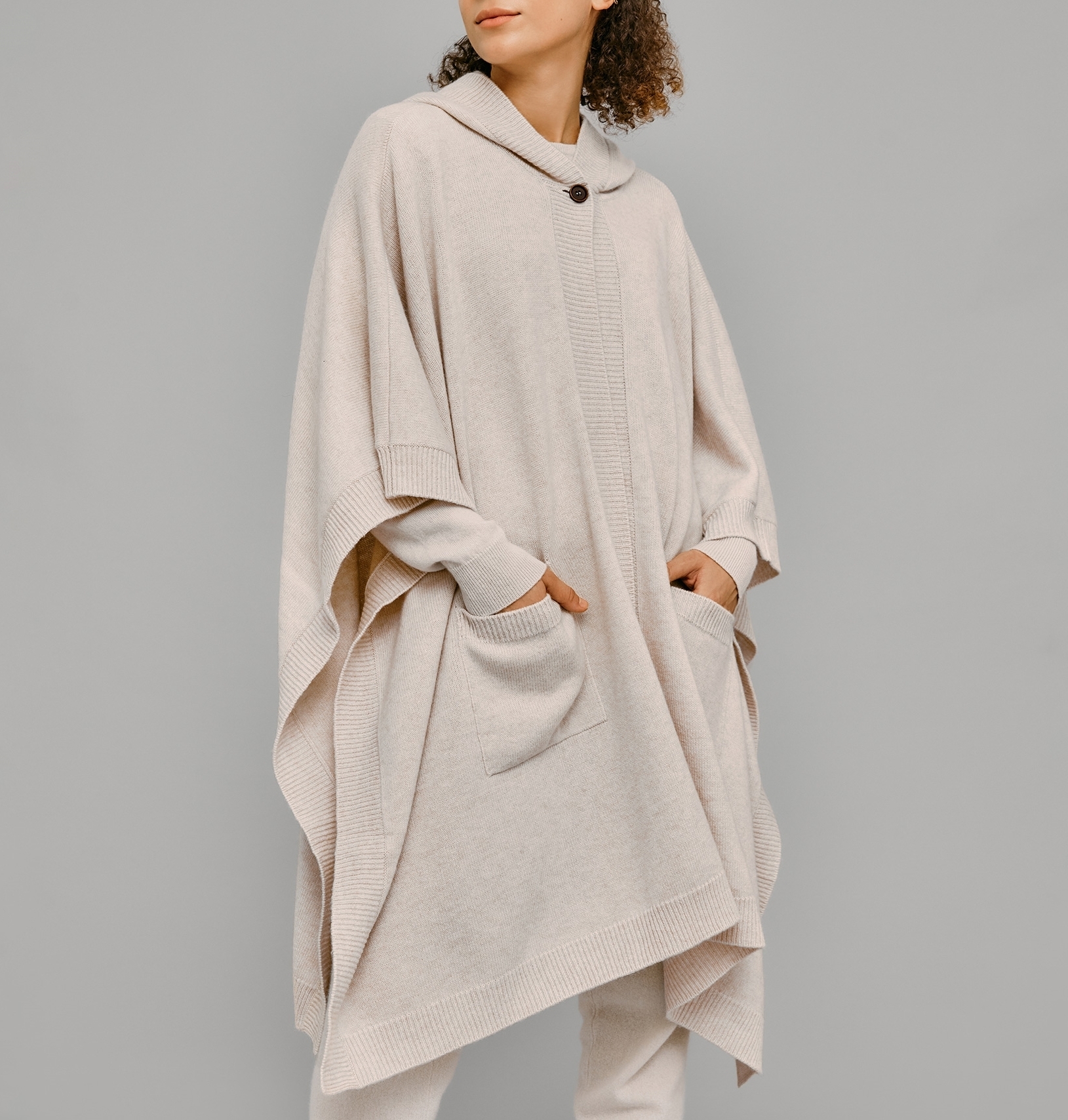 ★ THE NORTHFACE ★ W'S CASHMERE CAPE / NO3VN80B
