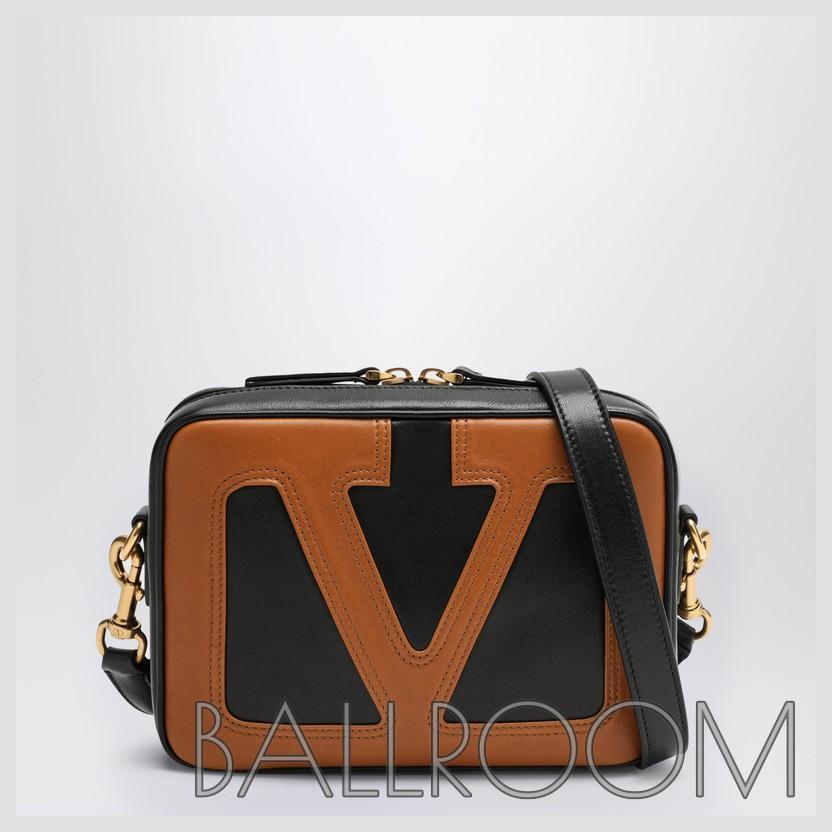 ショルダーバッグ・ポシェット VALENTINO GARAVANI VIVA SUPERSTAR CROSSBODY BAG BLACK/SPICE