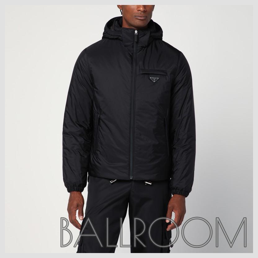 ダウンジャケット PRADA BLACK RE-NYLON PADDED JACKET
