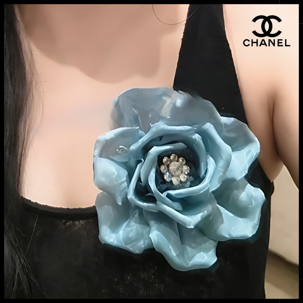【エレガント♪】CHANEL カメリアブローチ ブルー×クリスタル