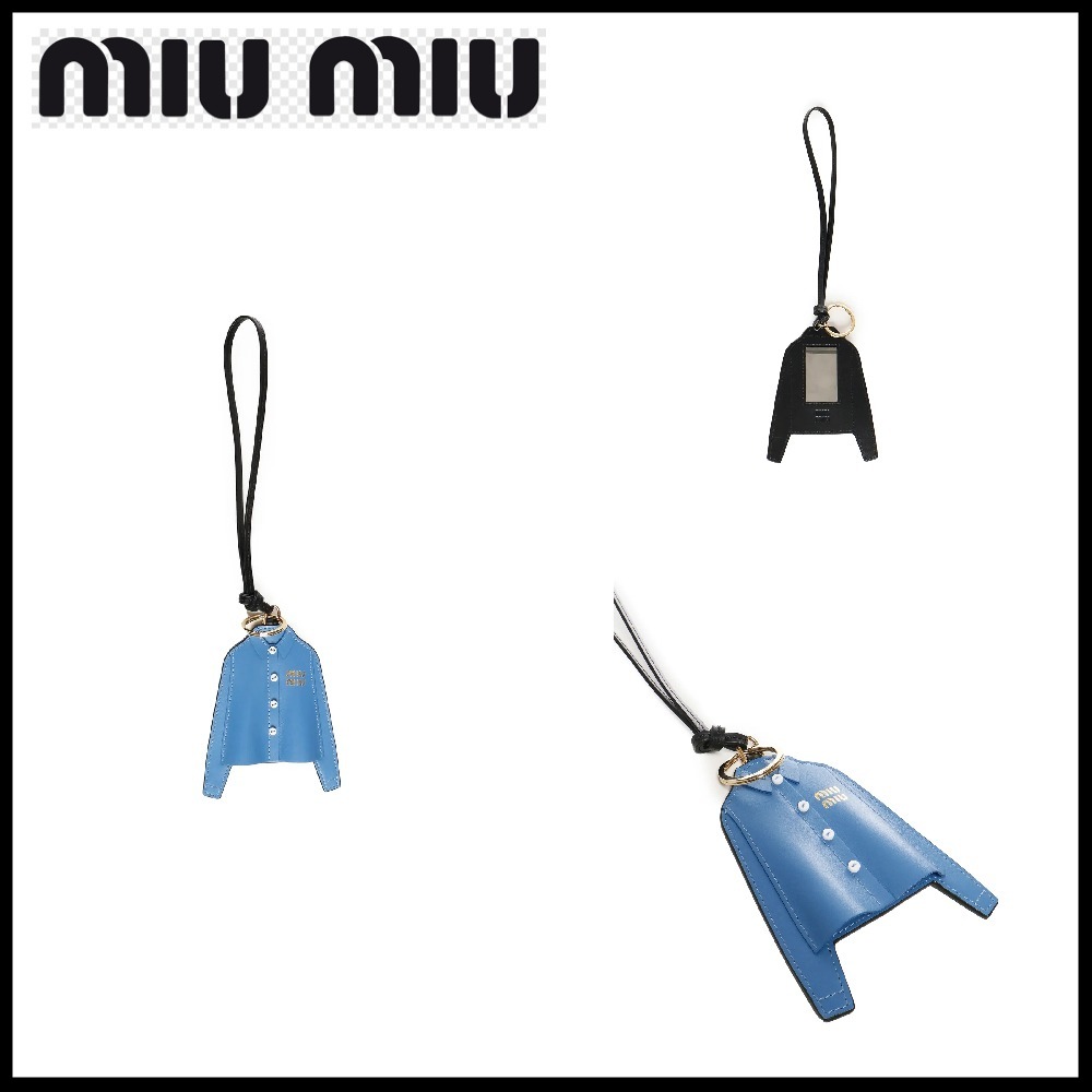 【MiuMiu】ロゴプリント トリックキーチェーン☆SALE中