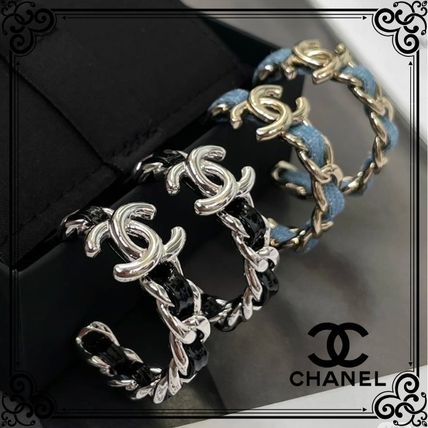 クールなクリスタル×ブラック◆CHANEL フープピアス CCマーク クールなクリスタル×ブラック◇CHANEL フープピアス CCマーク