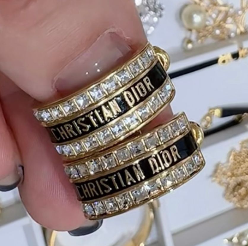 《洗練の存在感を指先に》【DIOR】リング Dior Night Code