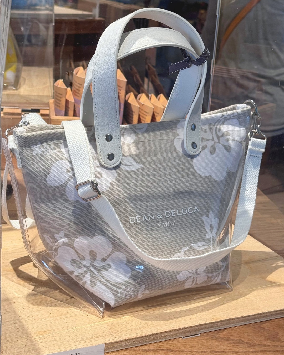 【ハワイ限定】DEAN & DELUCA ハイビスカス柄 3WAYトート