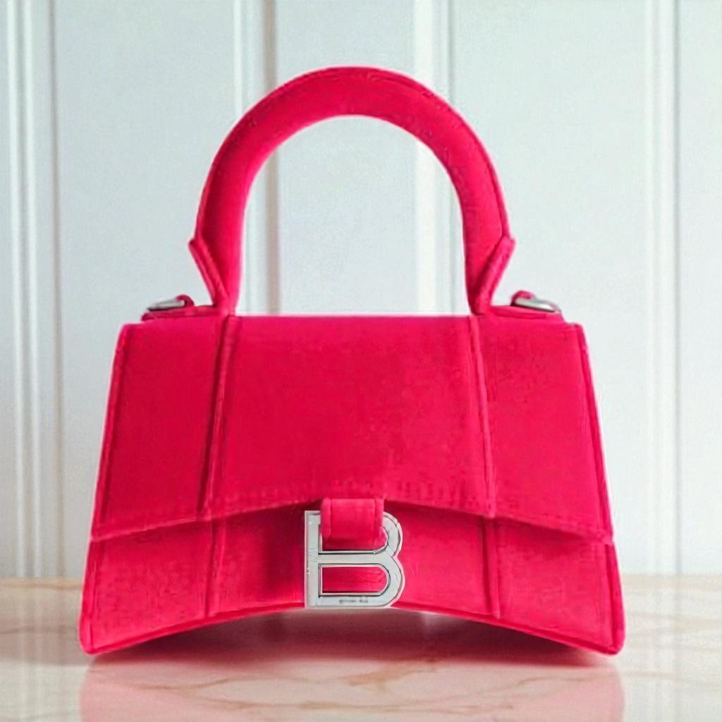 直営店☆BALENCIAGA☆SALE! Hourglass XS ベルベット バッグ