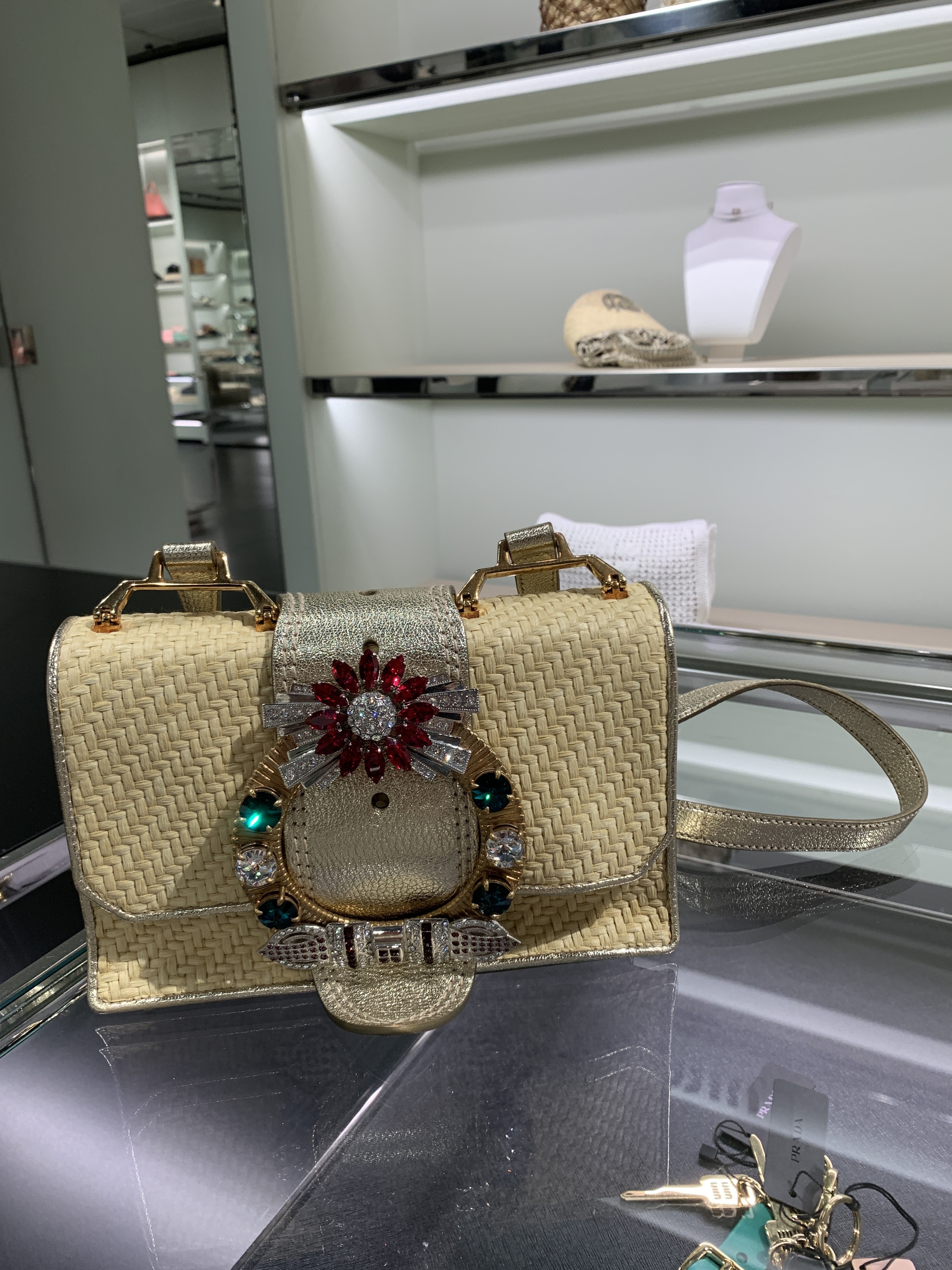MIUMIU ビジュー・ラフィアショルダーバック 5BH609