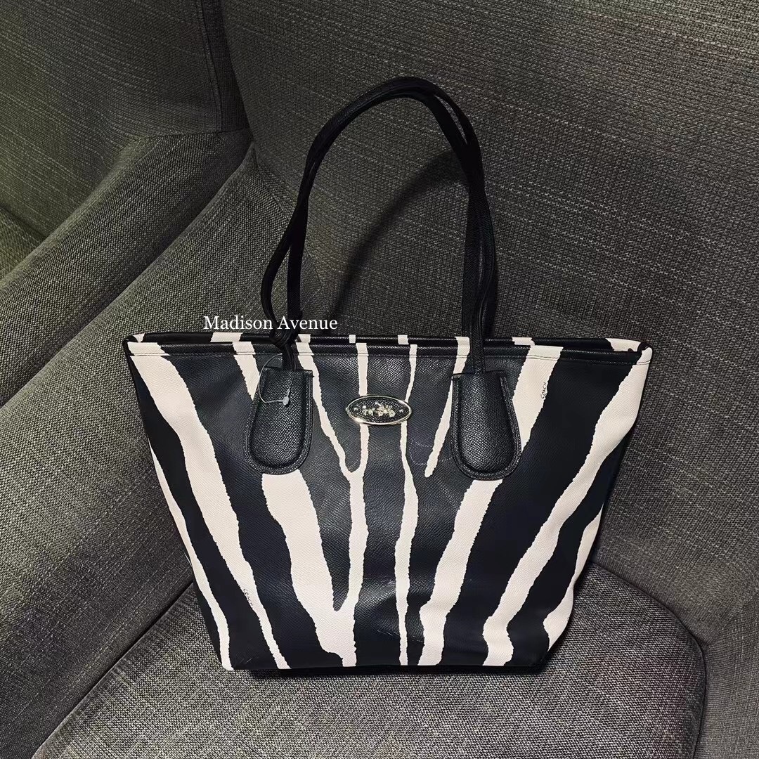 COACH ゼブラ コーティング タクシー ジップ トート バッグ