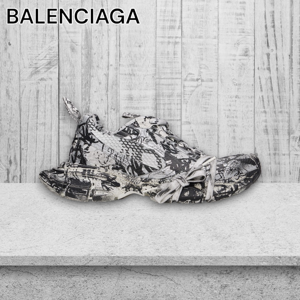 【BALENCIAGA】ホワイトブラック3XL Extreme Graffitiスニーカー