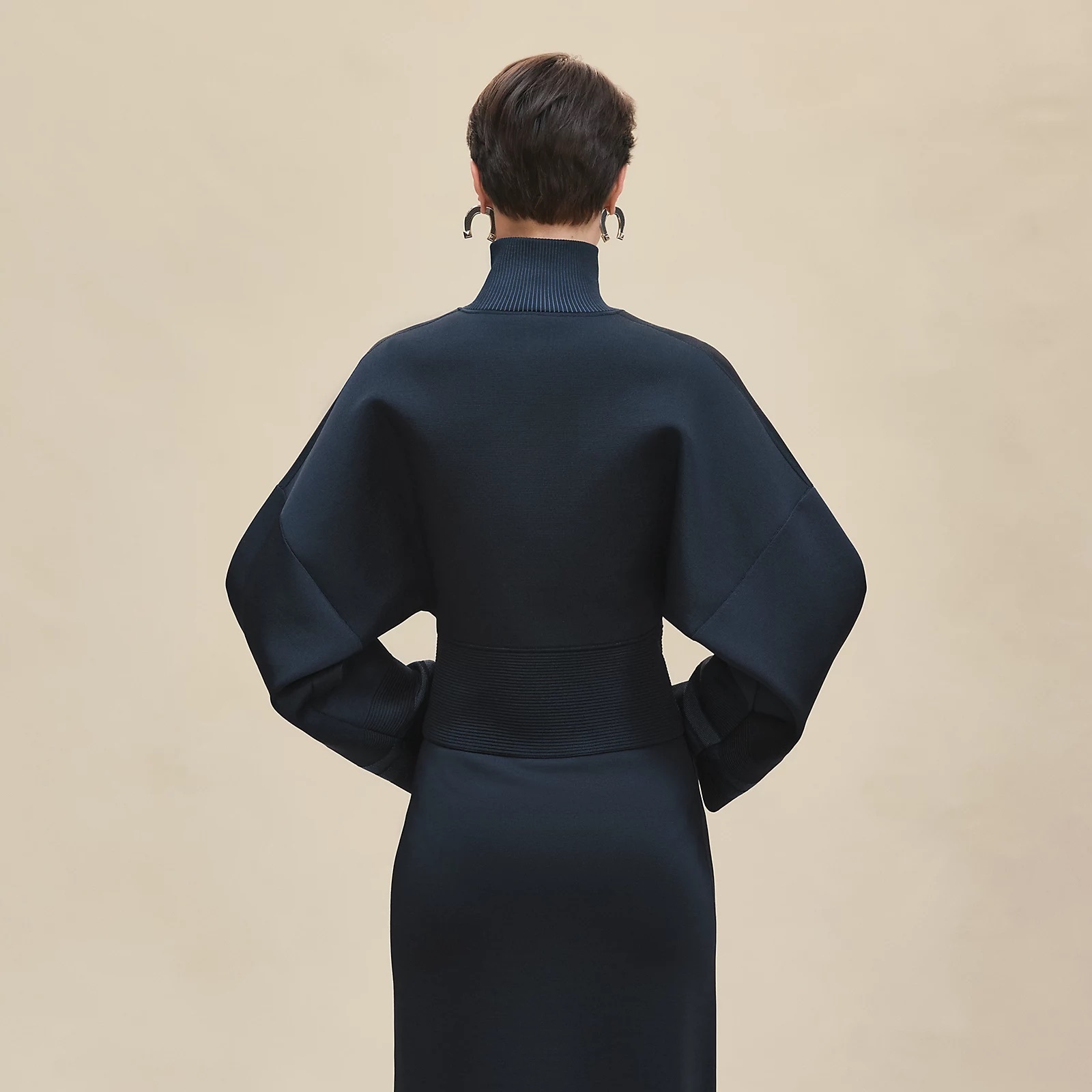 HERMES 25AW《バイカラー ジップアップジャケット》DHL 直営店