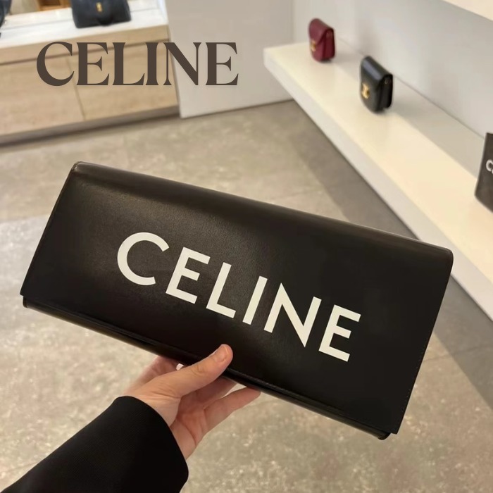 新品【セレブご用達】★ＣELINE★ロゴ入り クラッチバッグ 黒