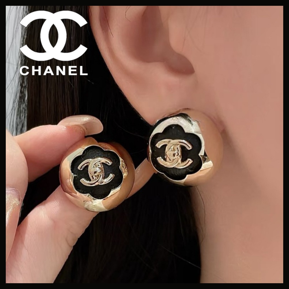 【控えめなのに印象的♡】CHANEL ピアス