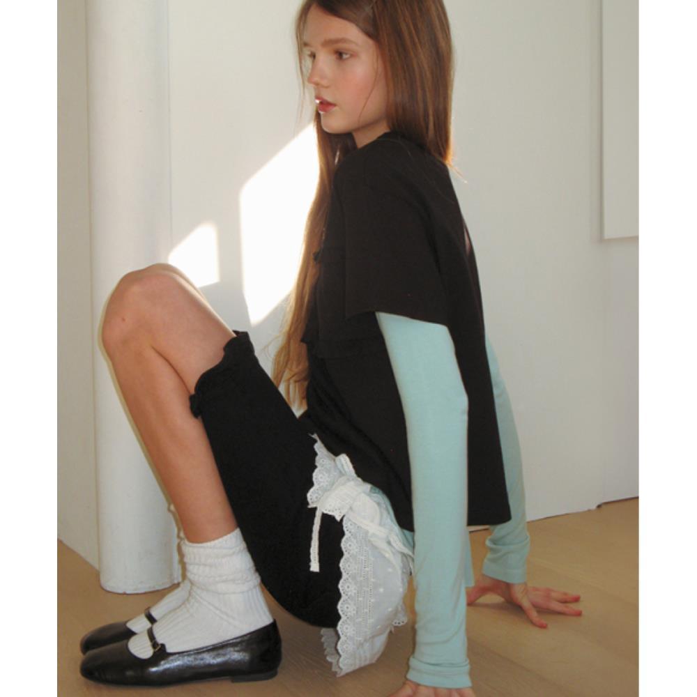 ショートパンツ \"RONRON\" FRILL SHORT BIKER PANTS BLACK RR25APT4516BK