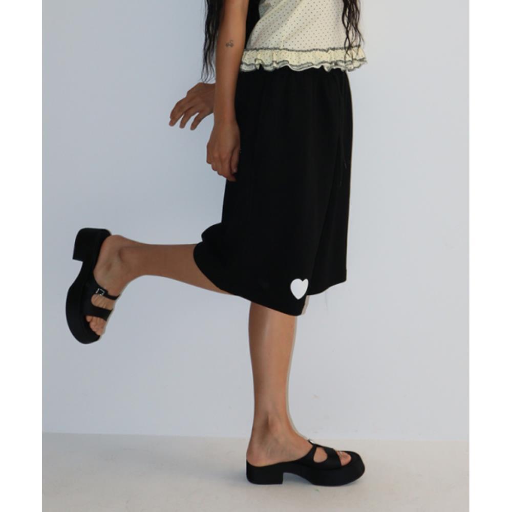 ショートパンツ \"RONRON\" HEART POINT BERMUDA TRAINING HALF PANTS BLACK RR25B