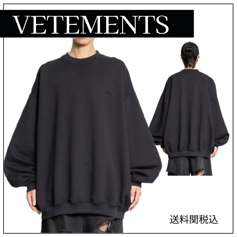 送関込★VETEMENTS 刺繍ロゴ入りオーバーサイズスウェットシャツ